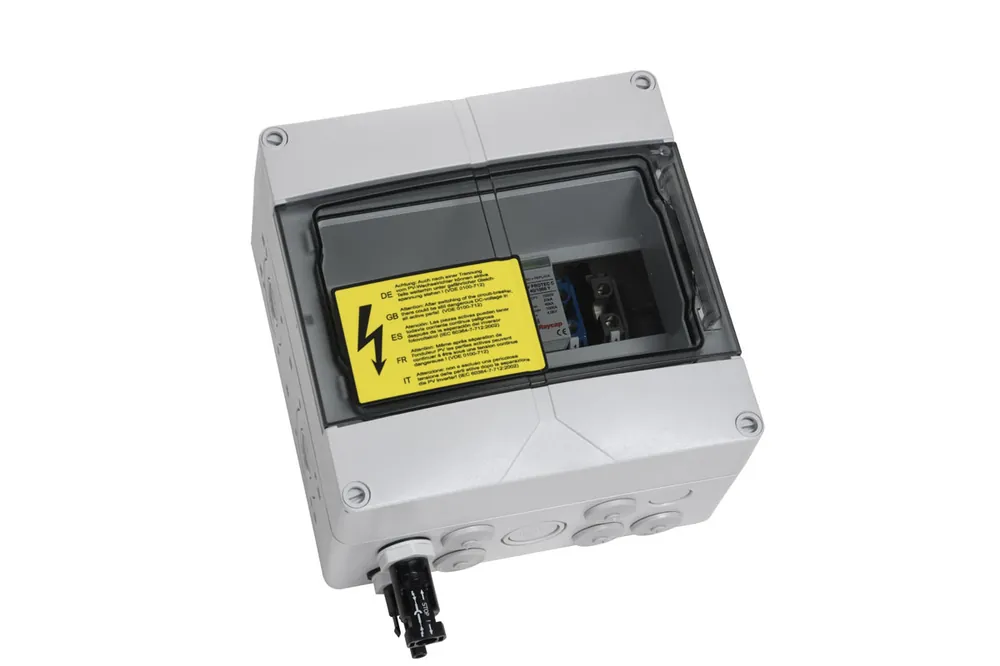 Generator-Anschlussbox GCP 1-1 für einen PV-String Nur Für Kurze Zeit