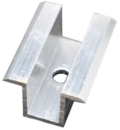 Top-Preis Mittelklemme - Plattenhalter Länge 50mm Bohrung M8