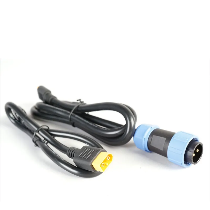 Bluetti Adapter 12V 30A Aviation XT60 auf SPC45 Ausverkauf